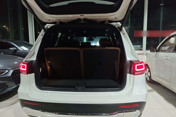 Used Mercedes-Benz GLB 2023 GLB 220 Fashion Model Trunk