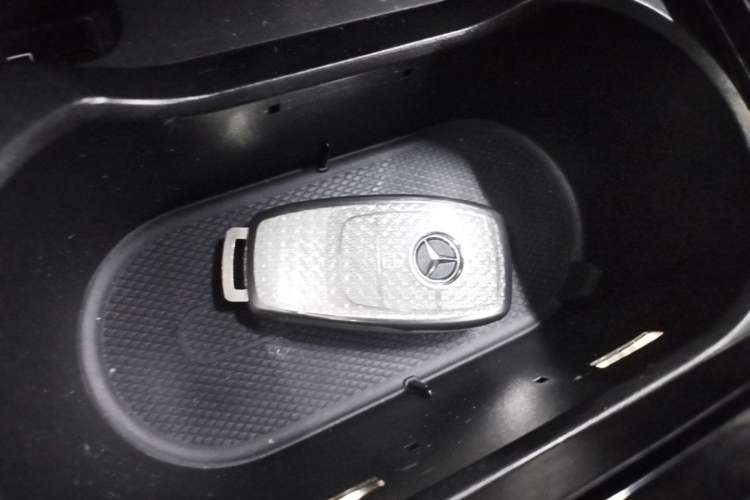 Used Mercedes-Benz GLB 2023 GLB 200 Fashion Model Vehicle Key