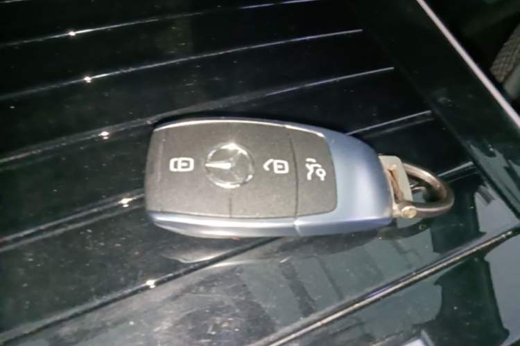Used Mercedes-Benz GLB 2023 GLB 220 4MATIC Vehicle Key