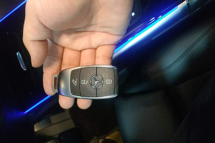 Used Mercedes-Benz GLB 2023 GLB 220 Fashion Model Vehicle Key