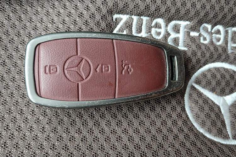 Used Mercedes-Benz GLB 2023 GLB 220 Fashion Model Vehicle Key