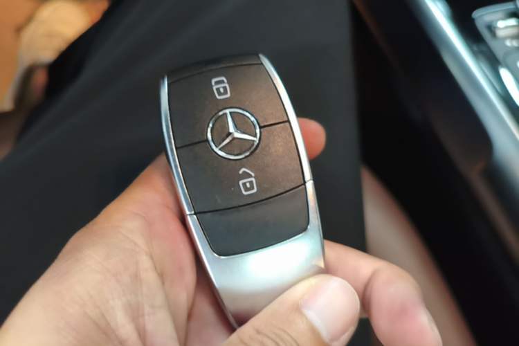 Used Mercedes-Benz GLB 2023 GLB 200 Fashion Model Vehicle Key