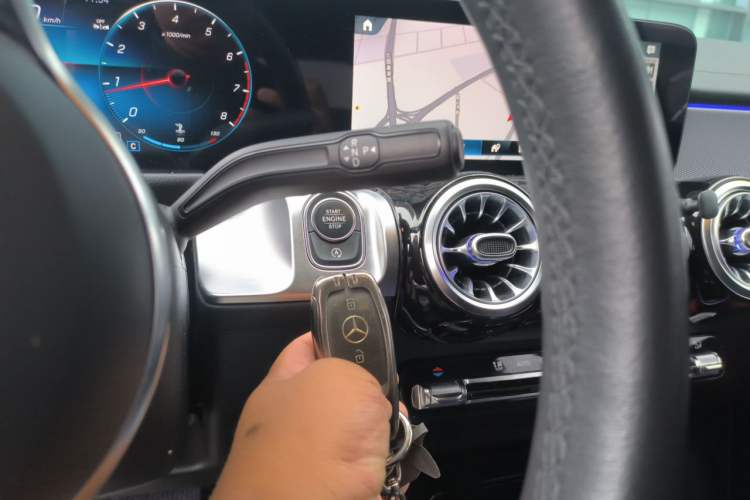 Used Mercedes-Benz GLB 2023 GLB 200 Dynamic Edition Vehicle Key