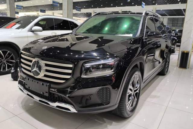 Ojetý Mercedes-Benz GLB 2024 Refresh GLB 220 Dynamic Edition