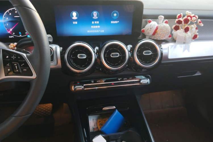 Used Mercedes-Benz GLB 2024 GLB 200 Fashion Model Audio And AC Panel