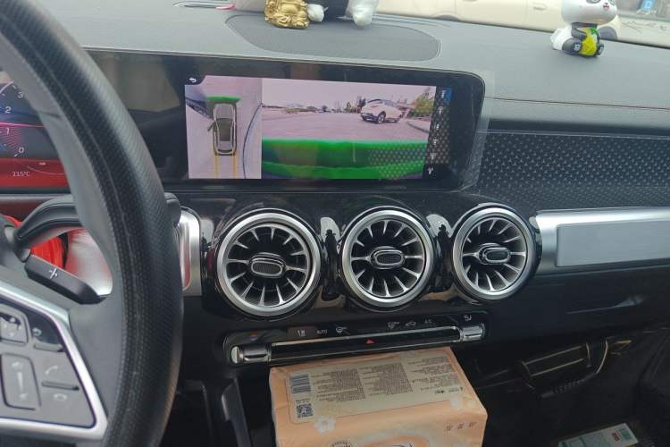 Used Mercedes-Benz GLB 2024 GLB 220 Fashion Model Audio And AC Panel