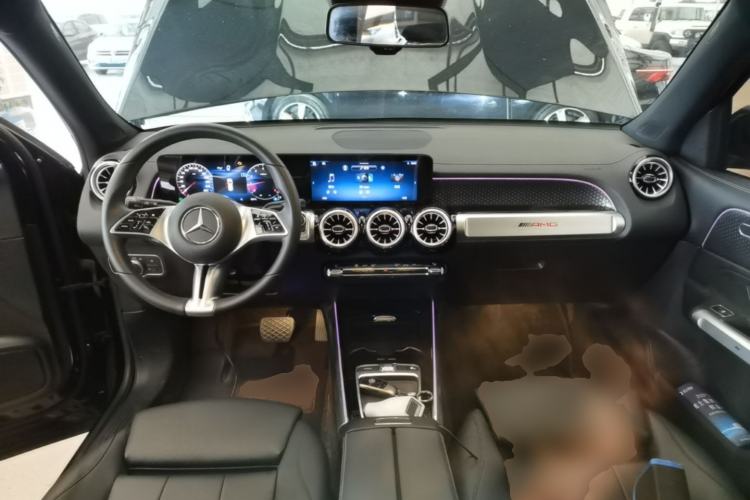 Used Mercedes-Benz GLB 2024 Refresh GLB 220 Fashion Edition Center Console