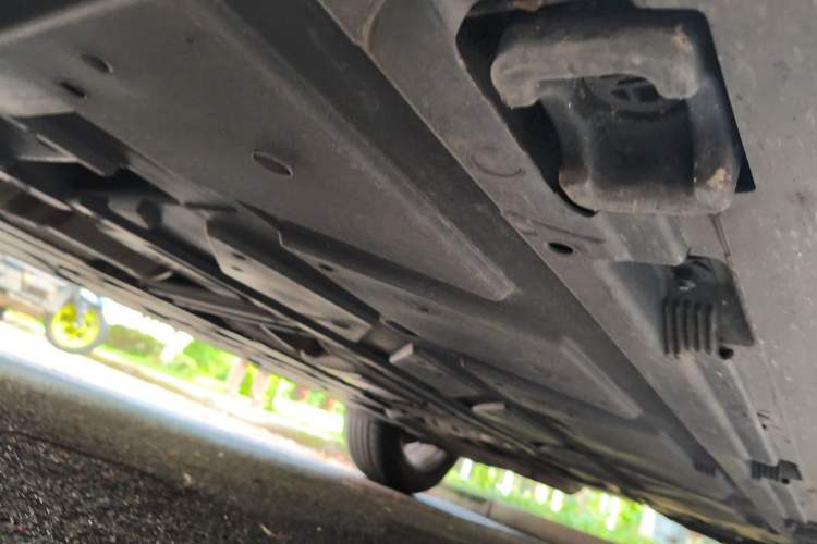 Used Mercedes-Benz GLB 2024 GLB 220 Dynamic Edition Chassis Front Left