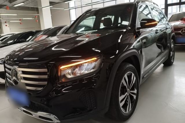 Ojetý Mercedes-Benz GLB 2024 GLB 200 Dynamic Edition