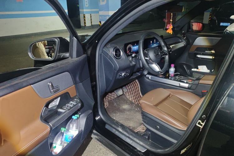 Used Mercedes-Benz GLB 2024-Year Restyled GLB 200 Dynamic Edition Driver Seat
