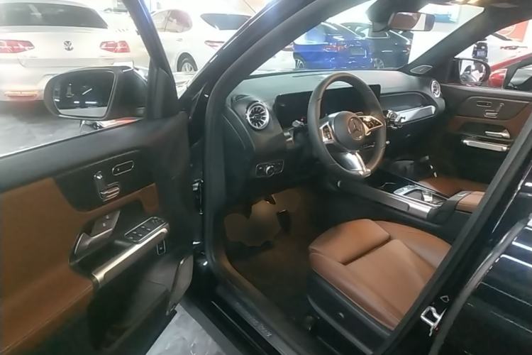 Used Mercedes-Benz GLB 2024 Refresh GLB 220 Fashion Edition Driver Seat