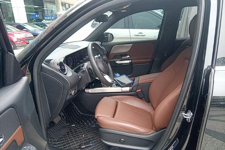 Used Mercedes-Benz GLB 2024 GLB 200 Fashion Model Driver Seat