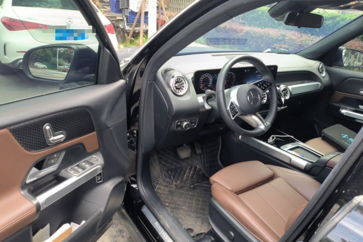 Used Mercedes-Benz GLB 2024 Refresh GLB 220 Dynamic Edition Driver Seat