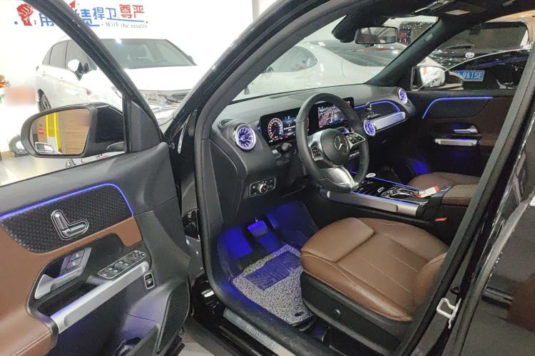 Used Mercedes-Benz GLB 2024 Refresh GLB 220 Dynamic Edition Driver Seat