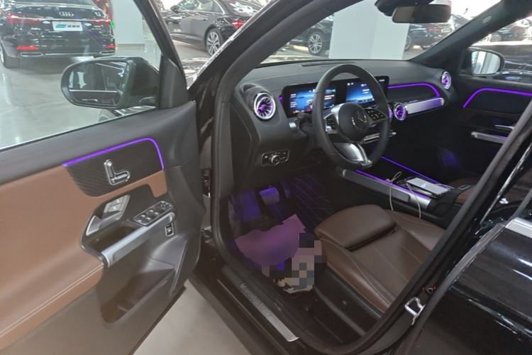 Used Mercedes-Benz GLB 2024 Refresh GLB 220 Dynamic Edition Driver Seat