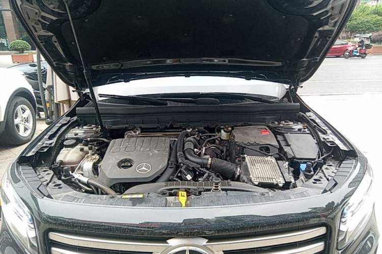 Used Mercedes-Benz GLB 2024 GLB 200 Fashion Model Engine Bay