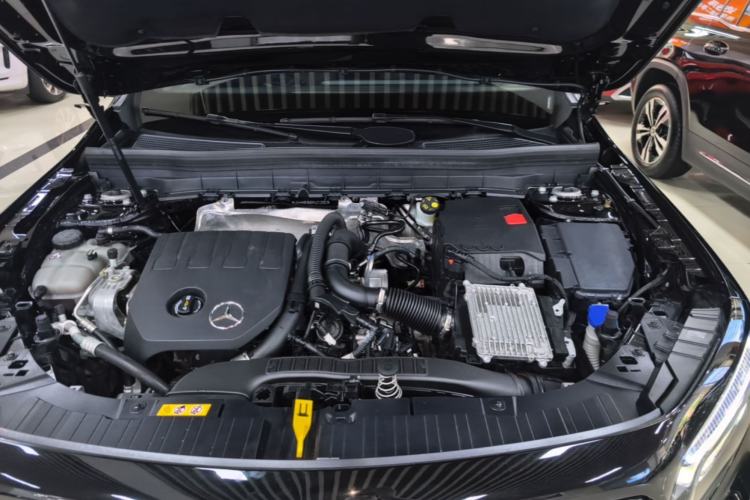 Used Mercedes-Benz GLB 2024 GLB 200 Fashion Model Engine Bay
