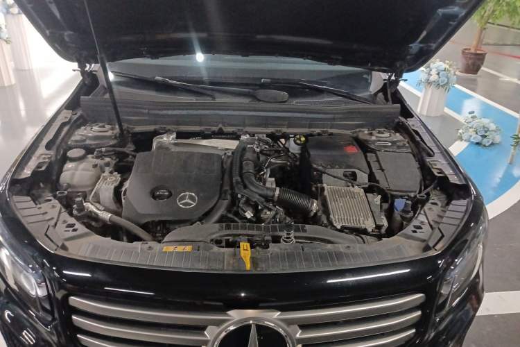 Used Mercedes-Benz GLB 2024 GLB 200 Dynamic Edition Engine Bay