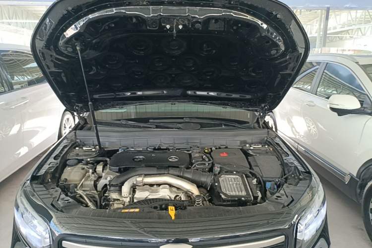 Used Mercedes-Benz GLB 2024 GLB 220 Fashion Model Engine Bay