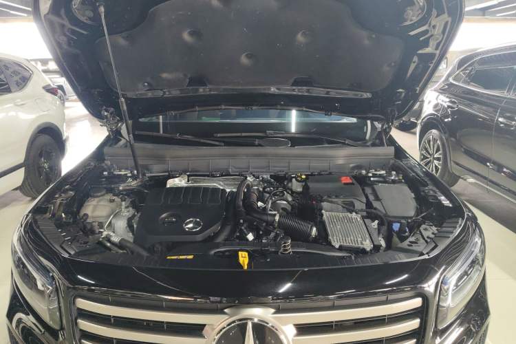 Used Mercedes-Benz GLB 2024 GLB 200 Dynamic Edition Engine Bay