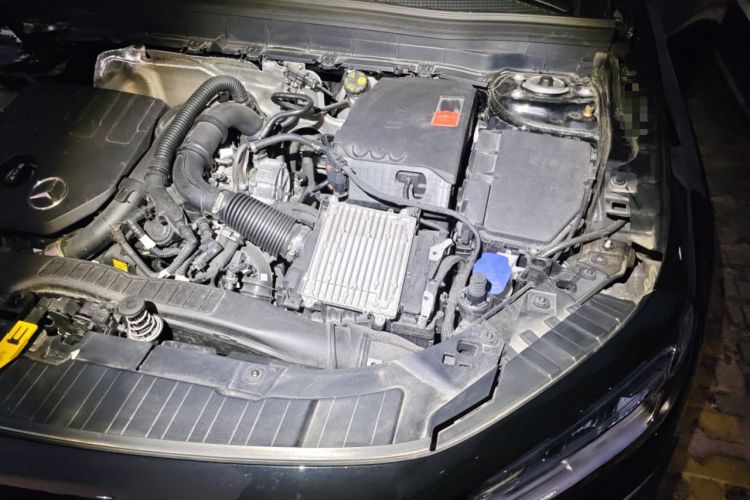 Used Mercedes-Benz GLB 2024 GLB 200 Fashion Model Engine Bay Left