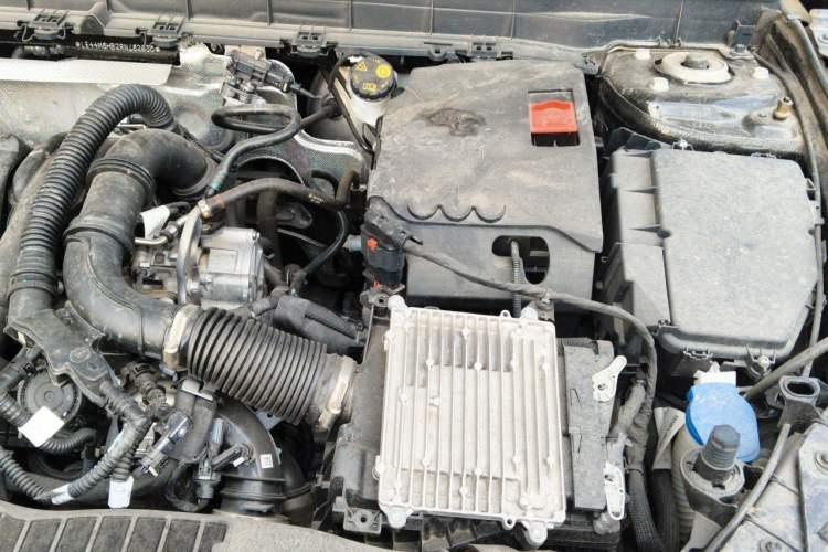 Used Mercedes-Benz GLB 2024 GLB 200 Dynamic Edition Engine Bay Left