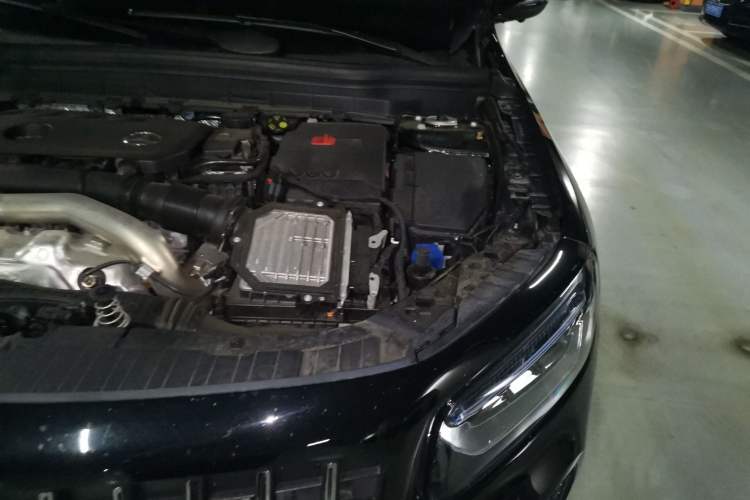 Used Mercedes-Benz GLB 2024 GLB 220 Dynamic Edition Engine Bay Left