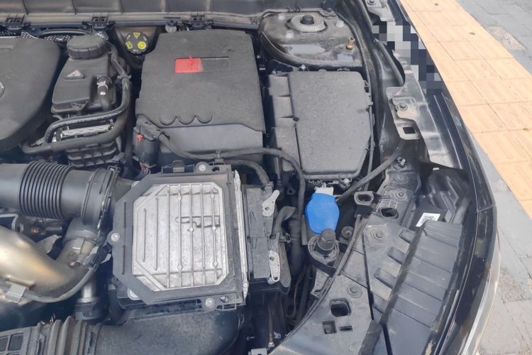 Used Mercedes-Benz GLB 2024 Refresh GLB 220 Fashion Edition Engine Bay Left