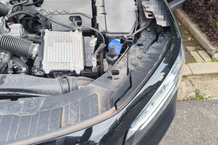 Used Mercedes-Benz GLB 2024-Year Restyled GLB 200 Dynamic Edition Engine Bay Left
