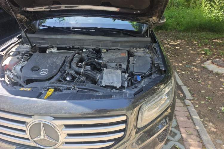 Used Mercedes-Benz GLB 2024-Year Restyled GLB 200 Dynamic Edition Engine Bay Left