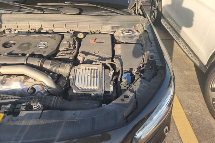 Used Mercedes-Benz GLB 2024 Refresh GLB 220 Dynamic Edition Engine Bay Left