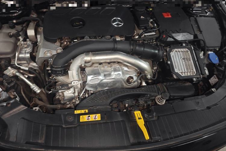 Used Mercedes-Benz GLB 2024 Refresh GLB 220 Dynamic Edition Engine Bay