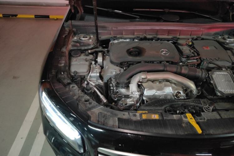 Used Mercedes-Benz GLB 2024 GLB 220 Dynamic Edition Engine Bay Right