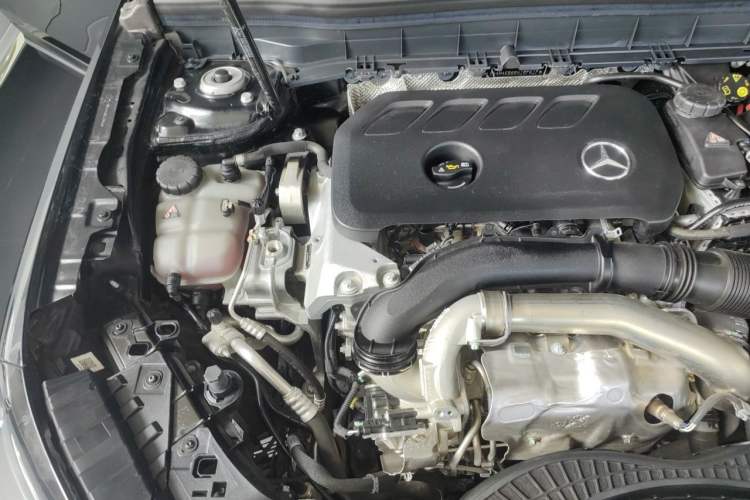 Used Mercedes-Benz GLB 2024 Refresh GLB 220 Fashion Edition Engine Bay Right