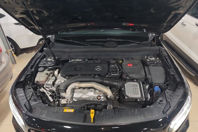 Used Mercedes-Benz GLB 2024 Refresh GLB 220 Dynamic Edition Engine Bay