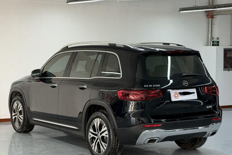 Used Mercedes-Benz GLB 2024 GLB 220 Dynamic Edition Exterior 1