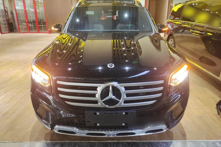 Used Mercedes-Benz GLB 2024 GLB 220 Fashion Model Exterior 1