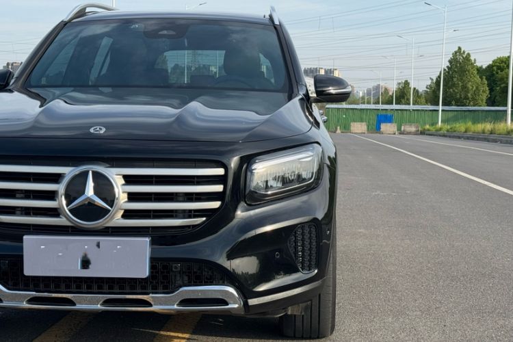 Used Mercedes-Benz GLB 2024 GLB 220 Dynamic Edition Exterior 1