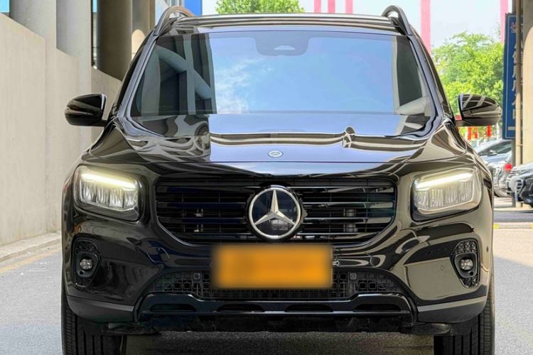 Used Mercedes-Benz GLB 2024-Year Restyled GLB 220 4MATIC Exterior 1