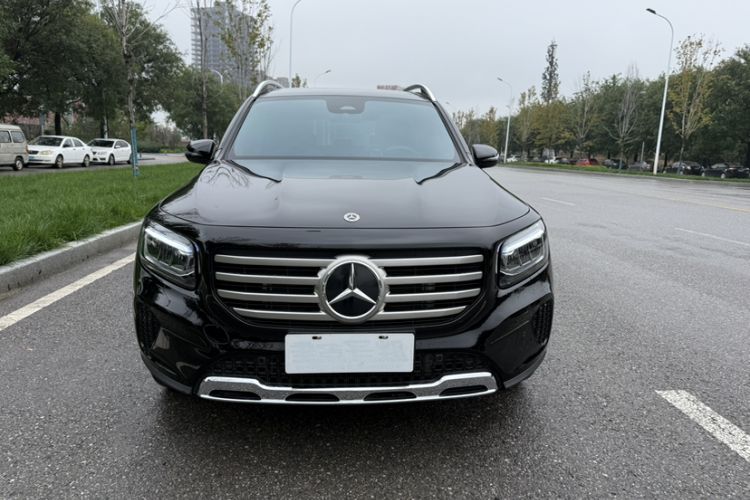 Used Mercedes-Benz GLB 2024 Refresh GLB 220 Dynamic Edition Exterior 2