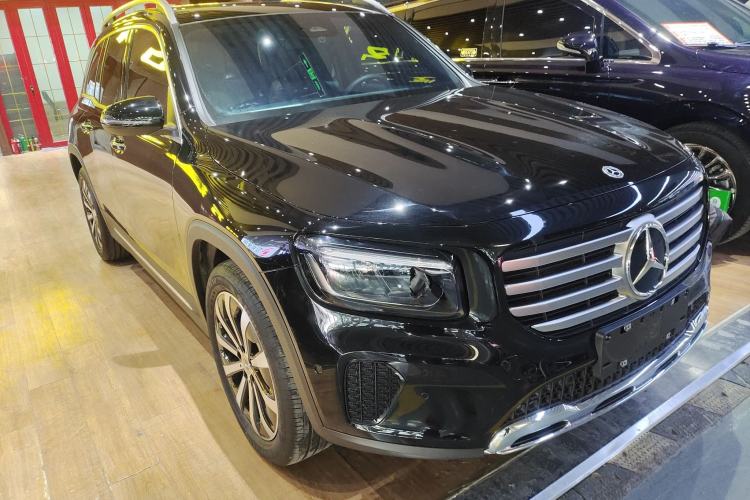 Used Mercedes-Benz GLB 2024 GLB 220 Fashion Model Exterior 2