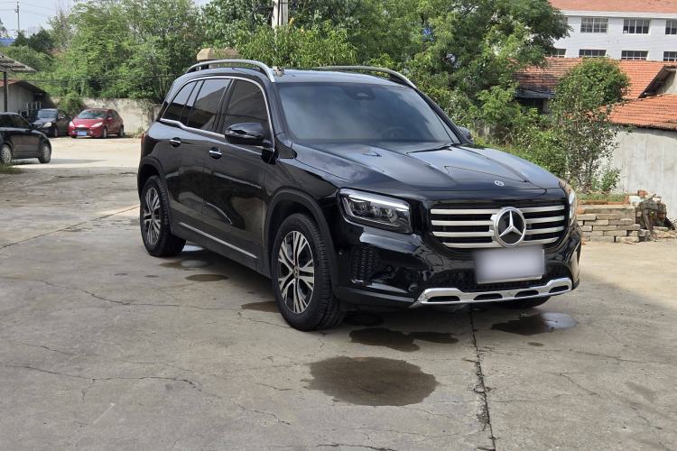 Used Mercedes-Benz GLB 2024 Refresh GLB 220 Dynamic Edition Exterior 2