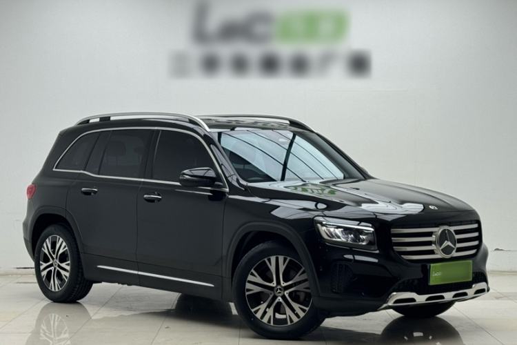Used Mercedes-Benz GLB 2024 Refresh GLB 220 Dynamic Edition Exterior 2