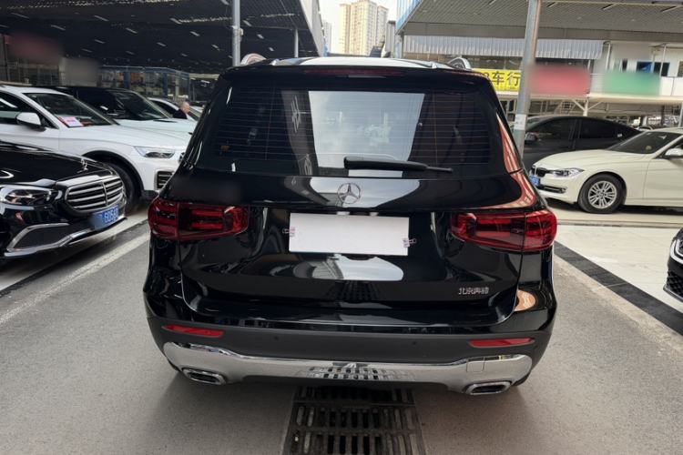 Used Mercedes-Benz GLB 2024 GLB 220 Dynamic Edition Exterior 3