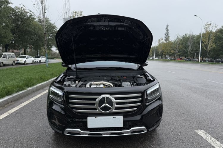 Used Mercedes-Benz GLB 2024 Refresh GLB 220 Dynamic Edition Exterior 3