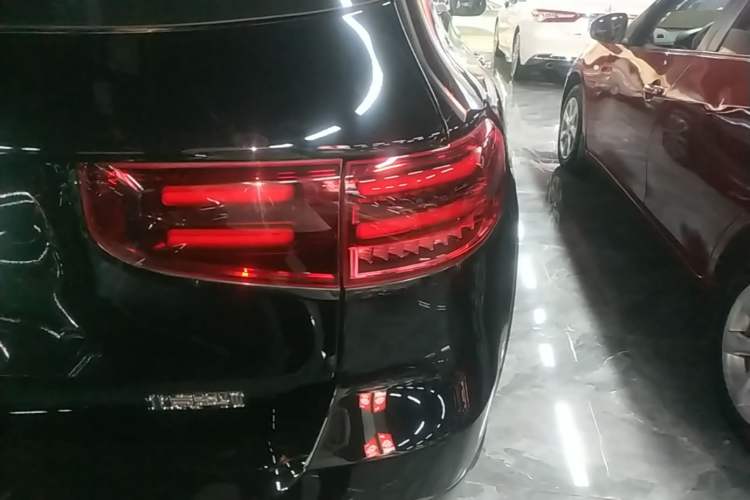 Used Mercedes-Benz GLB 2024 Refresh GLB 220 Fashion Edition Exterior 3