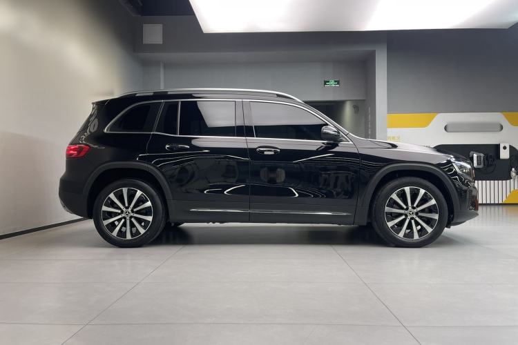 Used Mercedes-Benz GLB 2024 Refresh GLB 220 Fashion Edition Exterior 3