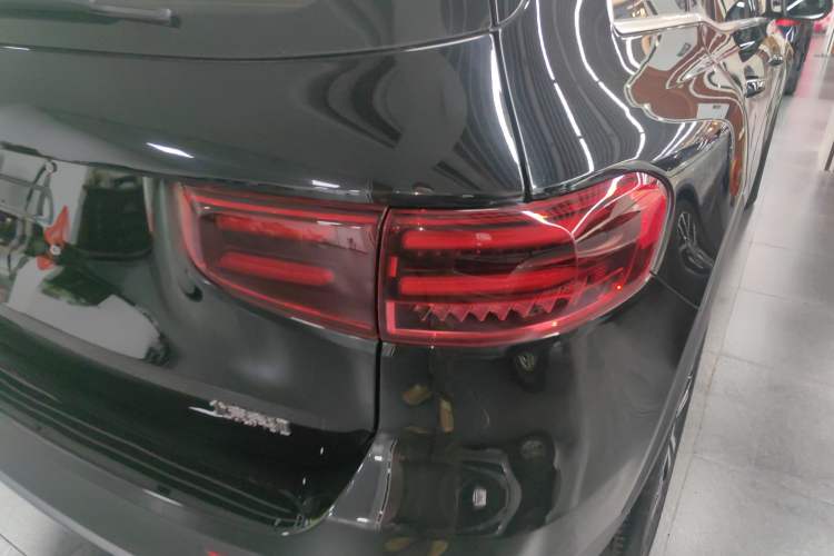 Used Mercedes-Benz GLB 2024 GLB 200 Dynamic Edition Exterior 3