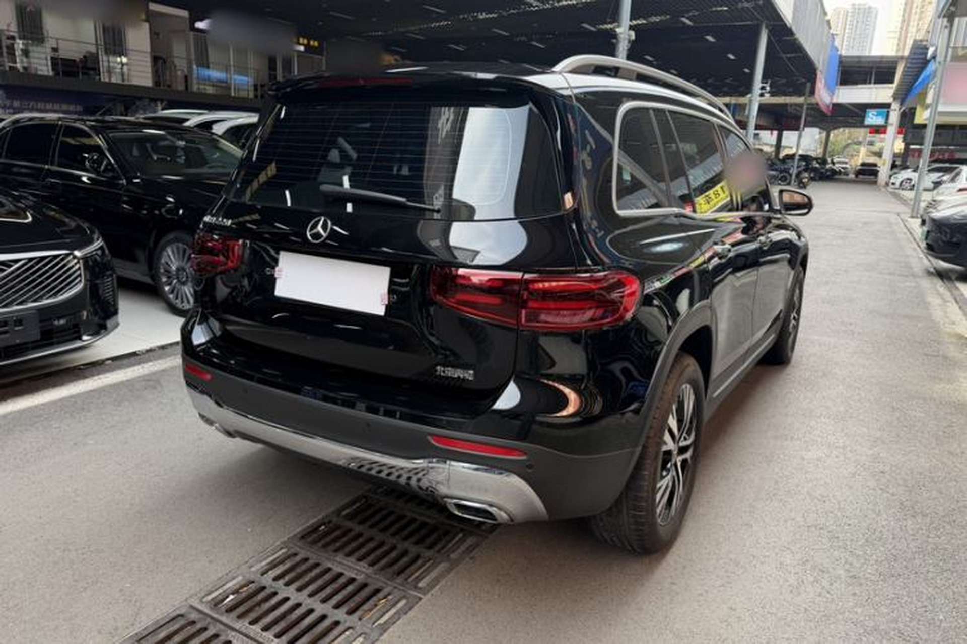 Used Mercedes-Benz GLB 2024 GLB 220 Dynamic Edition Exterior 4