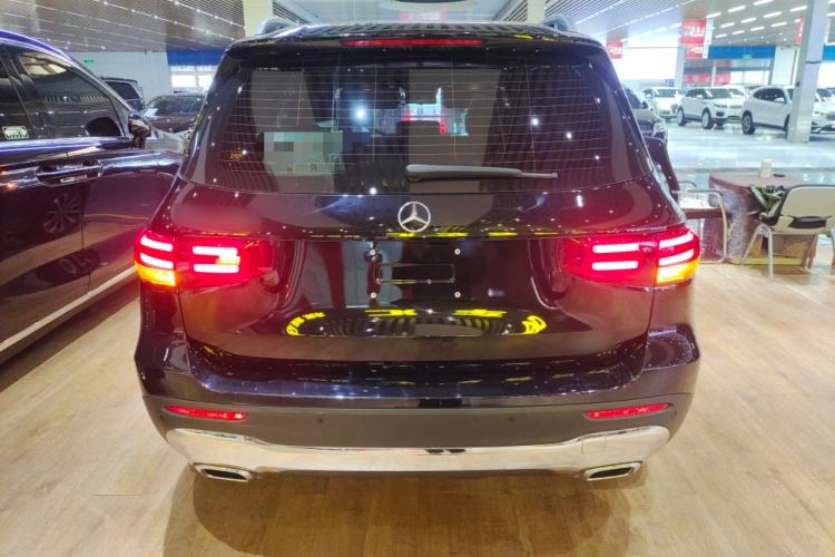Used Mercedes-Benz GLB 2024 GLB 220 Fashion Model Exterior 4